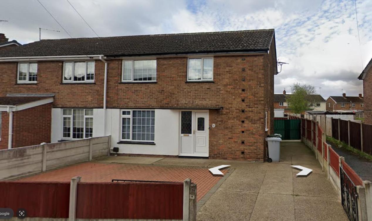 Villa Huge Garden House For Contractors And Families Ollerton Esterno foto